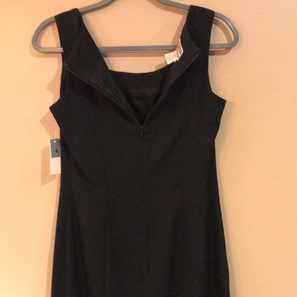 NWT Atrium Black dress. Size 4 - Picture 4 of 7